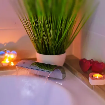 Wellness- Hottub & Sauna- Pet Friendly- Hiking Daire Keutschach am See