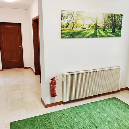 Wellness- Hottub & Sauna- Pet Friendly- Hiking Lejlighed