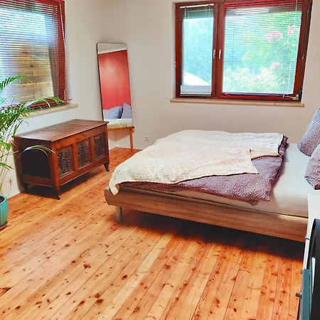 Wellness- Hottub & Sauna- Pet Friendly- Hiking Daire