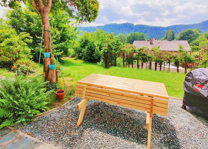 Wellness- Hottub & Sauna- Pet Friendly- Hiking *