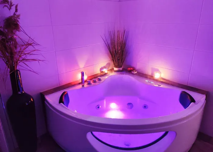 아파트 Wellness- Hottub & Sauna- Pet Friendly- Hiking