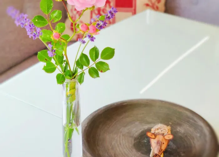 Wellness- Hottub & Sauna- Pet Friendly- Hiking