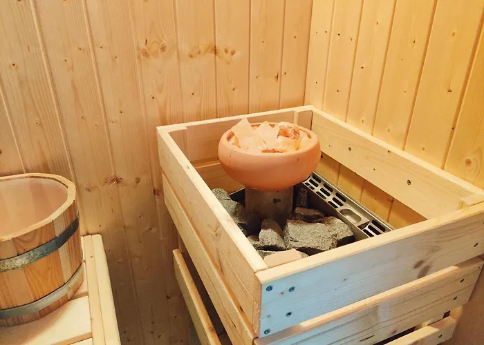 Wellness- Hottub & Sauna- Pet Friendly- Hiking * קיוטשכן אם סי