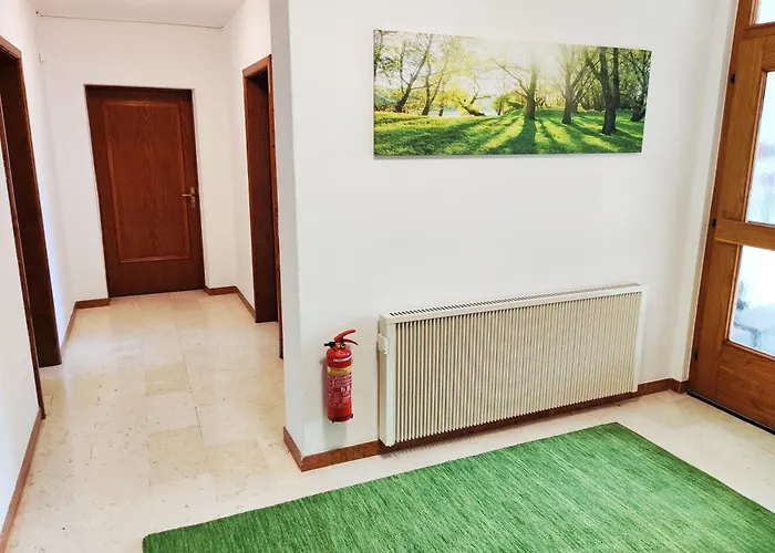 Wellness- Hottub & Sauna- Pet Friendly- Hiking דירה